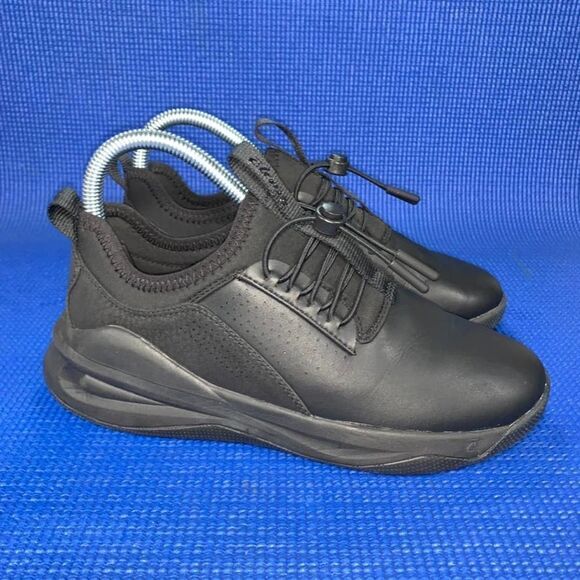 CLOVE Women`s Size W6 - Black Comfort Nursing  Shoes Sneakers SN: CL005 - Picture 3 of 8